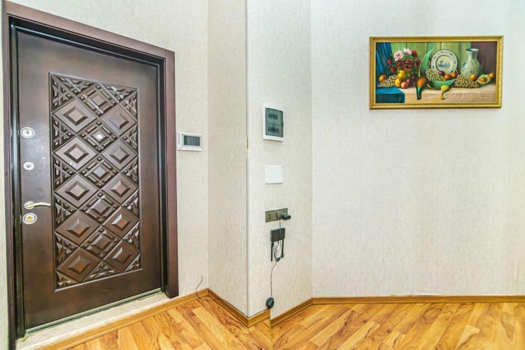 City Center Apartment Баку Экстерьер фото